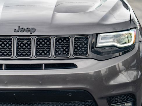 Used 2018 Jeep Grand Cherokee SRT image 5