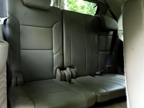 Used 2017 GMC Yukon SLT image 22