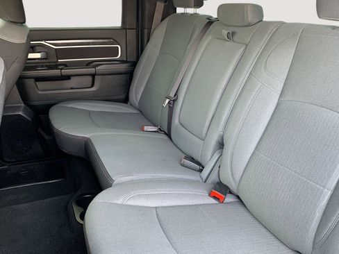 Used 2024 RAM 2500 Big Horn w/ Bed Utility Group image 18