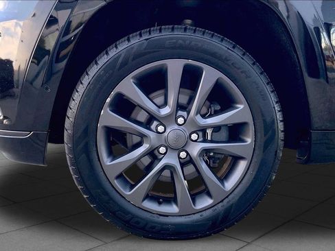 Used 2018 Jeep Grand Cherokee High Altitude AWD/4WD image 10