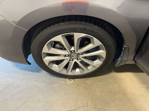 Used 2013 Honda Accord Sport image 30