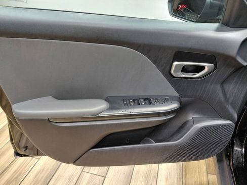 Used 2025 Kia K4 FWD image 34