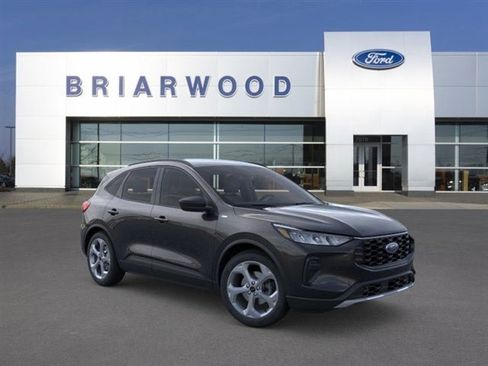 New 2026 Ford Escape ST-Line w/ Tech Pack #1 AWD/4WD image 7