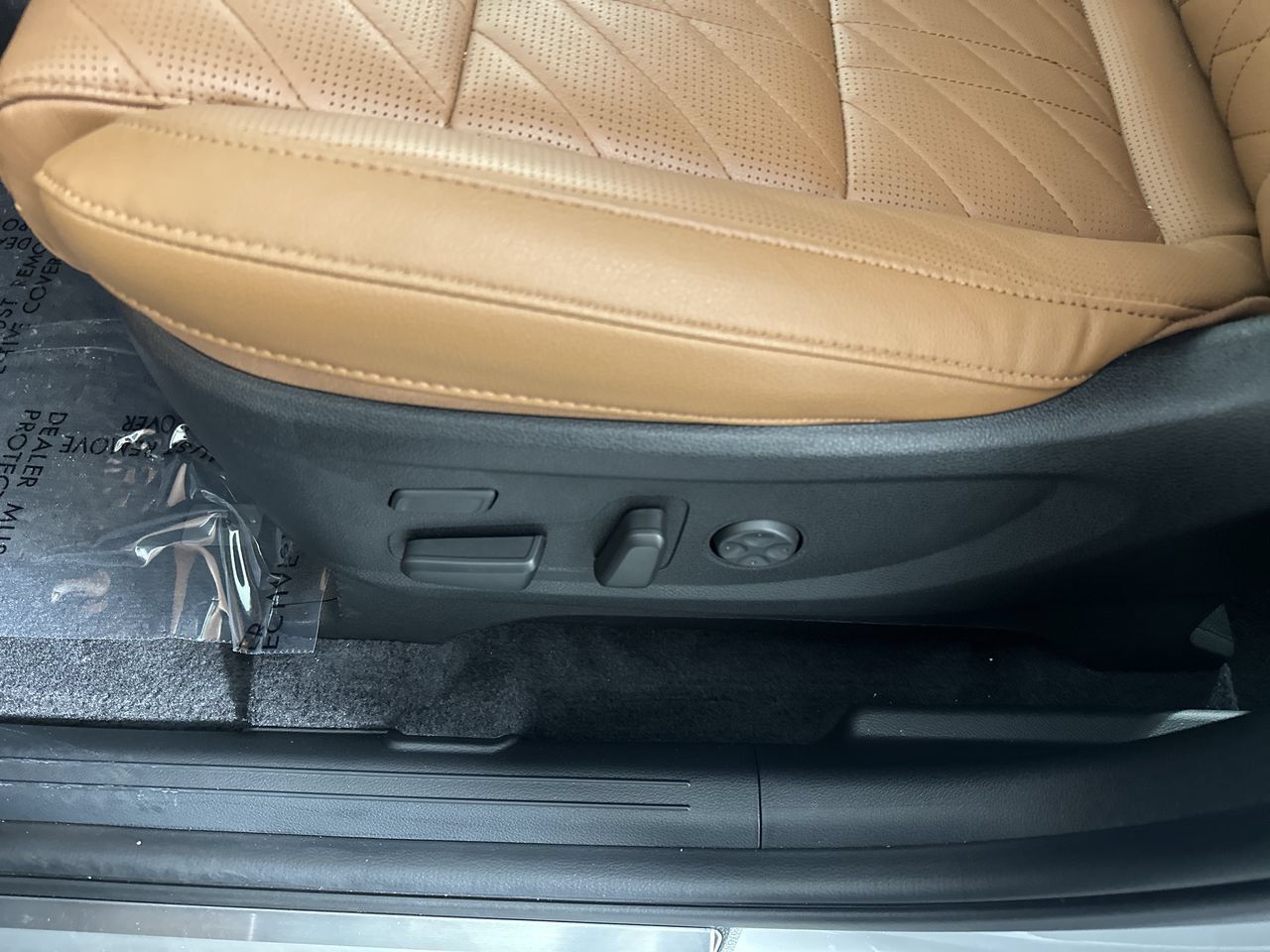 Certified 2025 Kia Telluride SX X-Line AWD/4WD image 4