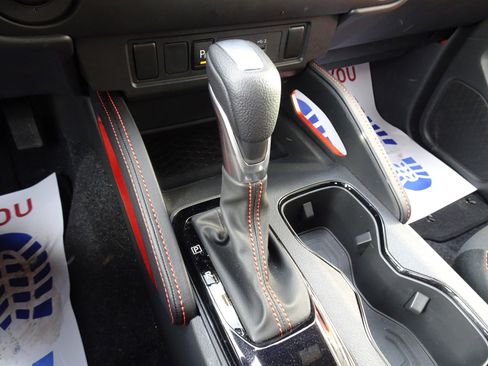 Used 2025 Nissan Frontier PRO-4X image 18