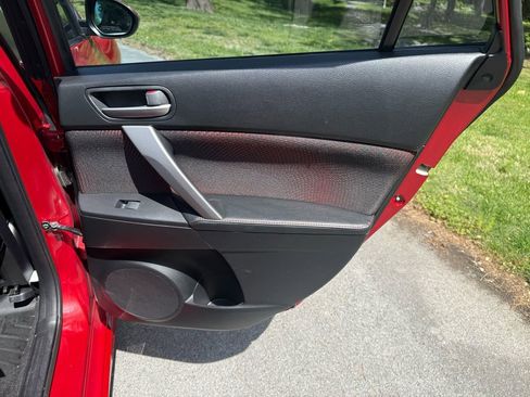 Used 2012 MAZDA MAZDA3 Touring FWD image 35
