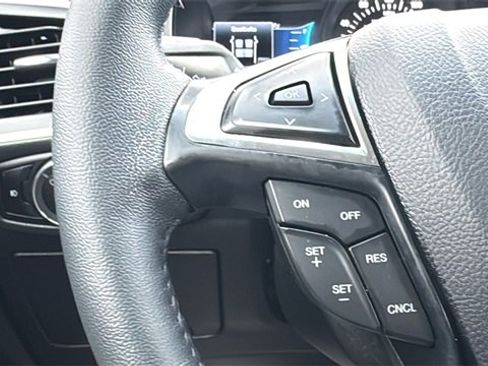 Certified 2024 Ford Edge SEL w/ Convenience Package image 17