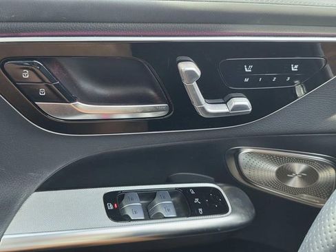 Certified 2024 Mercedes-Benz GLC 300 4MATIC image 17