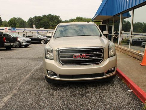 Used 2015 GMC Yukon SLT w/ Open Road Package RWD image 2