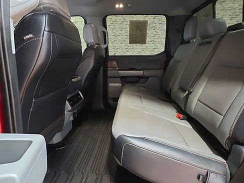 Used 2023 Ford F150 Lariat w/ Trailer Tow Package image 16