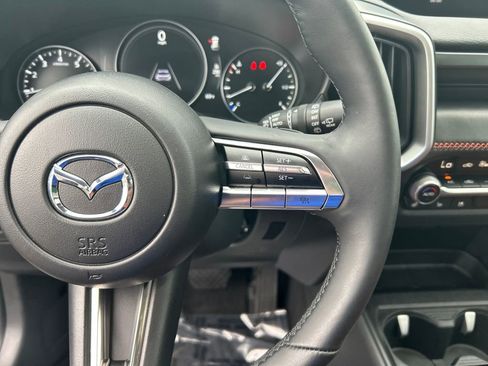 Used 2025 MAZDA CX-50 Meridian Edition image 23