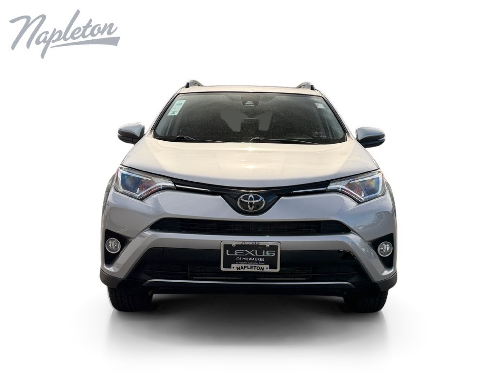 Used 2018 Toyota RAV4 XLE AWD/4WD image 9