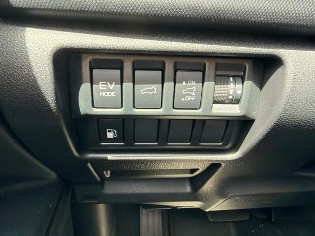 New 2026 Subaru Forester Premium AWD/4WD image 17