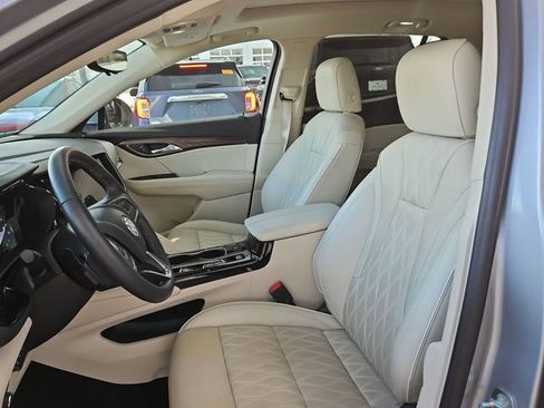 Used 2023 Buick Envision Avenir image 7