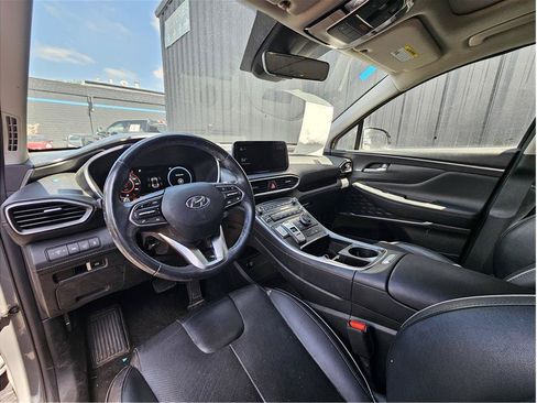 Used 2021 Hyundai Santa Fe SEL w/ Convenience + Premium Package AWD/4WD image 2
