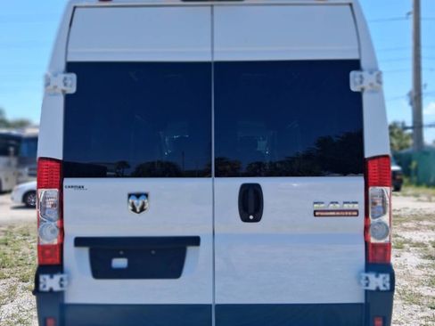 Used 2022 RAM ProMaster 2500 FWD image 7