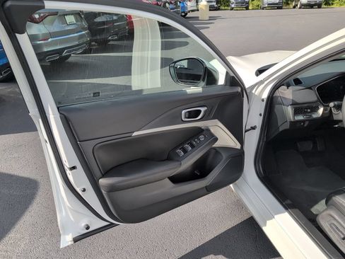 Certified 2026 Acura Integra FWD image 8
