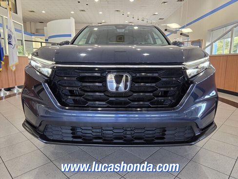 Used 2023 Honda CR-V EX image 2
