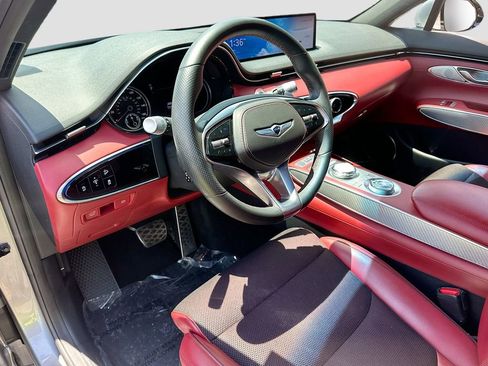 Used 2022 Genesis GV70 3.5T Sport AWD/4WD image 9