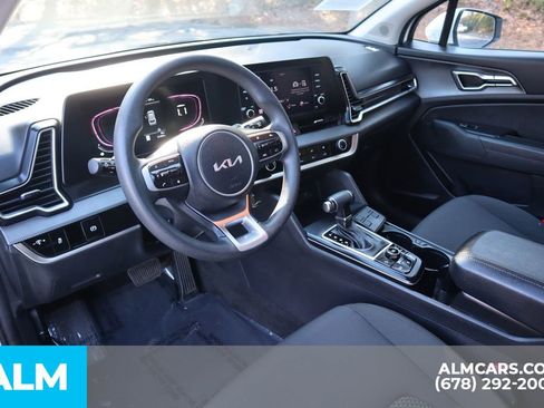 Used 2024 Kia Sportage LX image 10