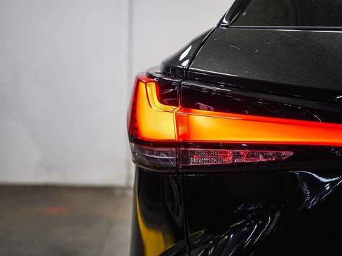 Used 2024 Lexus RX 350 FWD image 11