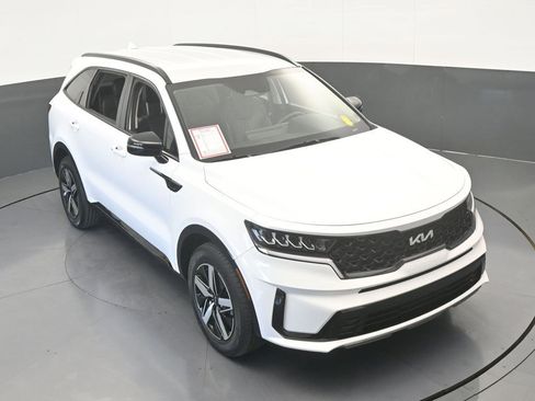 Used 2023 Kia Sorento S image 58