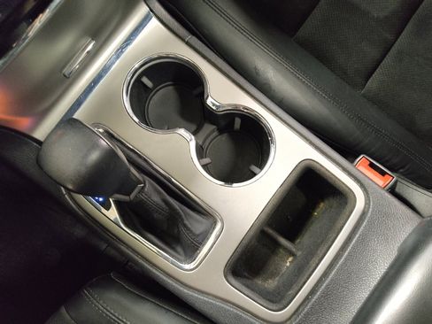 Used 2019 Jeep Grand Cherokee Altitude RWD image 26