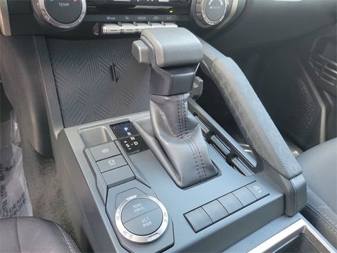 Used 2024 Toyota Tacoma TRD Sport image 20