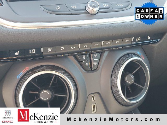Used 2025 Chevrolet Blazer LT FWD image 18