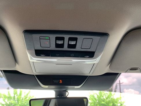 Used 2025 Nissan Pathfinder Platinum AWD/4WD image 20