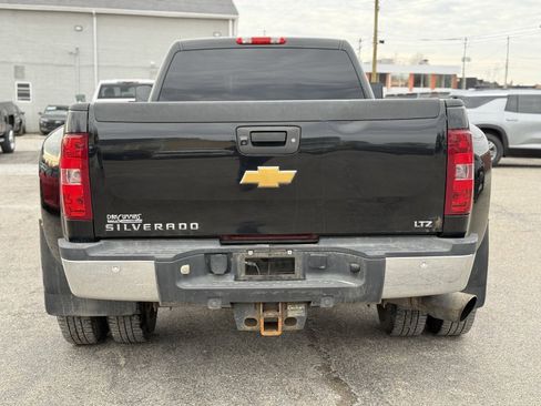 Used 2014 Chevrolet Silverado 3500 LTZ w/ LTZ Plus Package image 6
