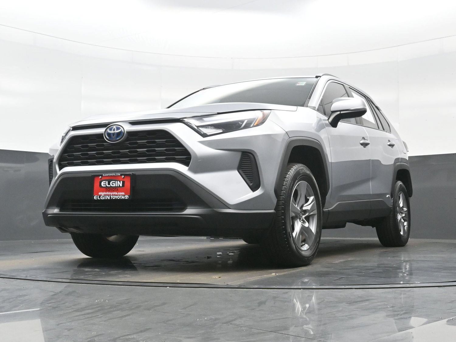 Used 2022 Toyota RAV4 XLE w/ Convenience Package AWD/4WD image 29