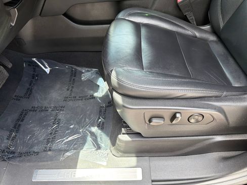 Used 2021 Chevrolet Tahoe Z71 AWD/4WD image 31