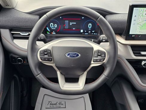 New 2026 Ford Explorer Active image 22