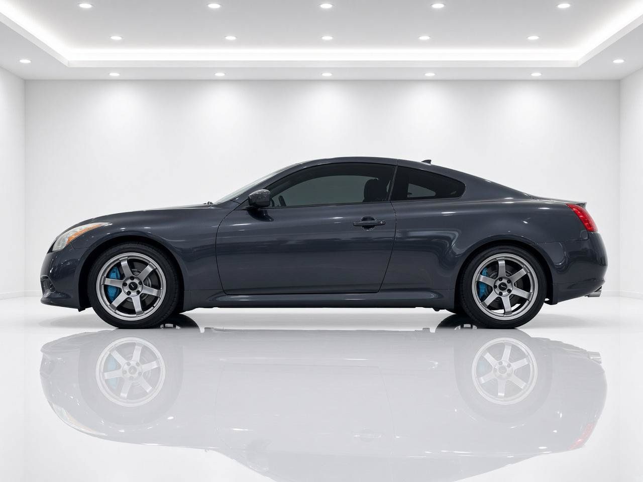 Used 2008 INFINITI G37 Sport w/ Premium Pkg RWD image 2