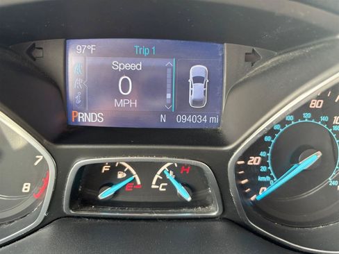 Used 2015 Ford Escape SE FWD image 15