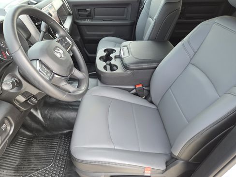 New 2026 RAM 2500 Tradesman w/ Chrome Appearance Group image 10