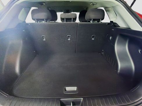 Used 2025 Hyundai Kona SEL FWD image 27