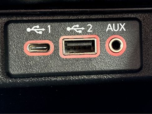 Used 2022 Nissan Maxima SV w/ Floor Mat Group image 33