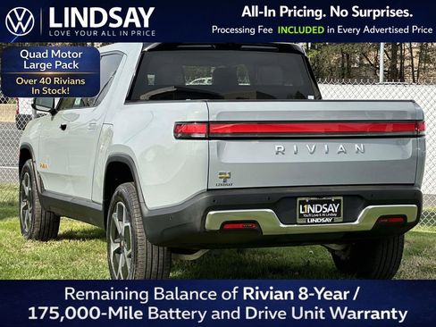 Used 2022 Rivian R1T Adventure image 5
