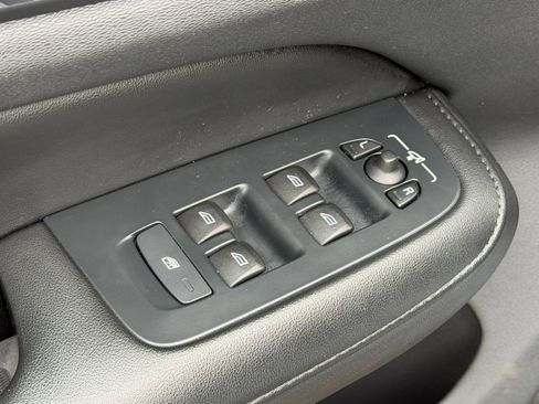 Used 2024 Volvo S60 B5 Core AWD/4WD image 19