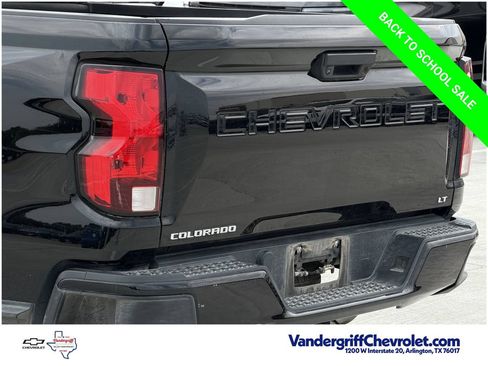 Used 2023 Chevrolet Colorado LT w/ LT Convenience Package RWD image 6