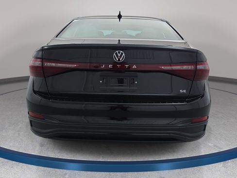New 2026 Volkswagen Jetta SE FWD image 6