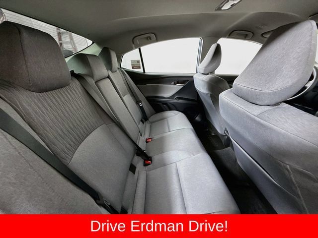 Used 2026 Toyota Camry LE FWD image 28