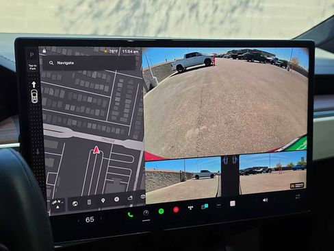 Used 2024 Tesla Model X image 27