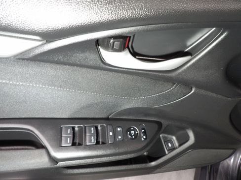 Used 2021 Honda Civic EX image 8