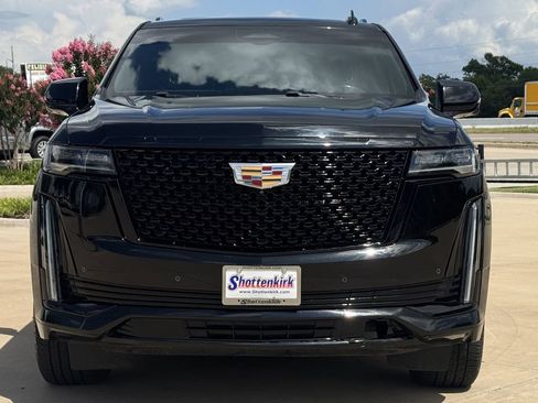 Used 2021 Cadillac Escalade Premium Luxury w/ Performance Package RWD image 7