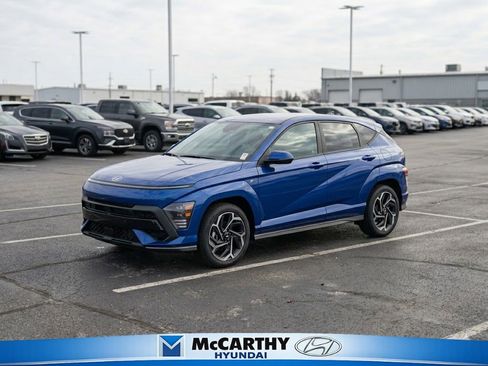 Used 2025 Hyundai Kona SEL AWD/4WD image 1