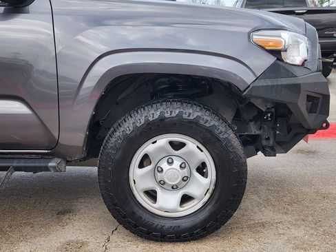 Used 2022 Toyota Tacoma SR5 image 8