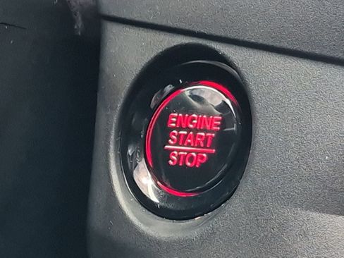 Used 2025 Honda Accord SE image 31